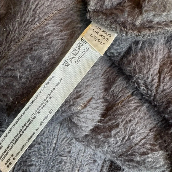 Anthropologie Mariposa Faux Fur Ribbed Wrap Belted Robe Dark Gray Size XS/S - Picture 10 of 11